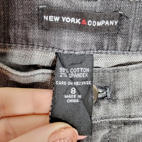 4/$20 New York & Co Midrise Slim Straight Leg Gray Jeans Size 8 - Picture 5 of 6